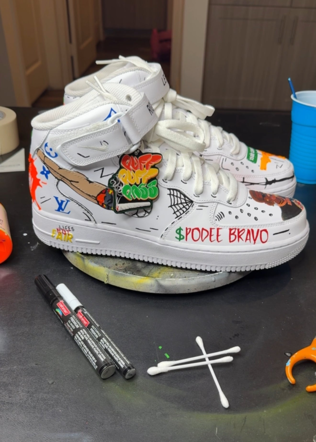 OG Kush Mid Top AF1