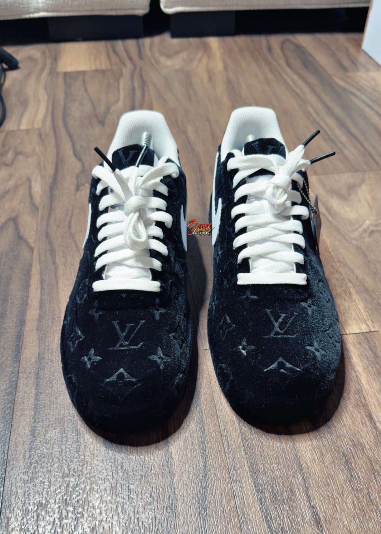 Black LV