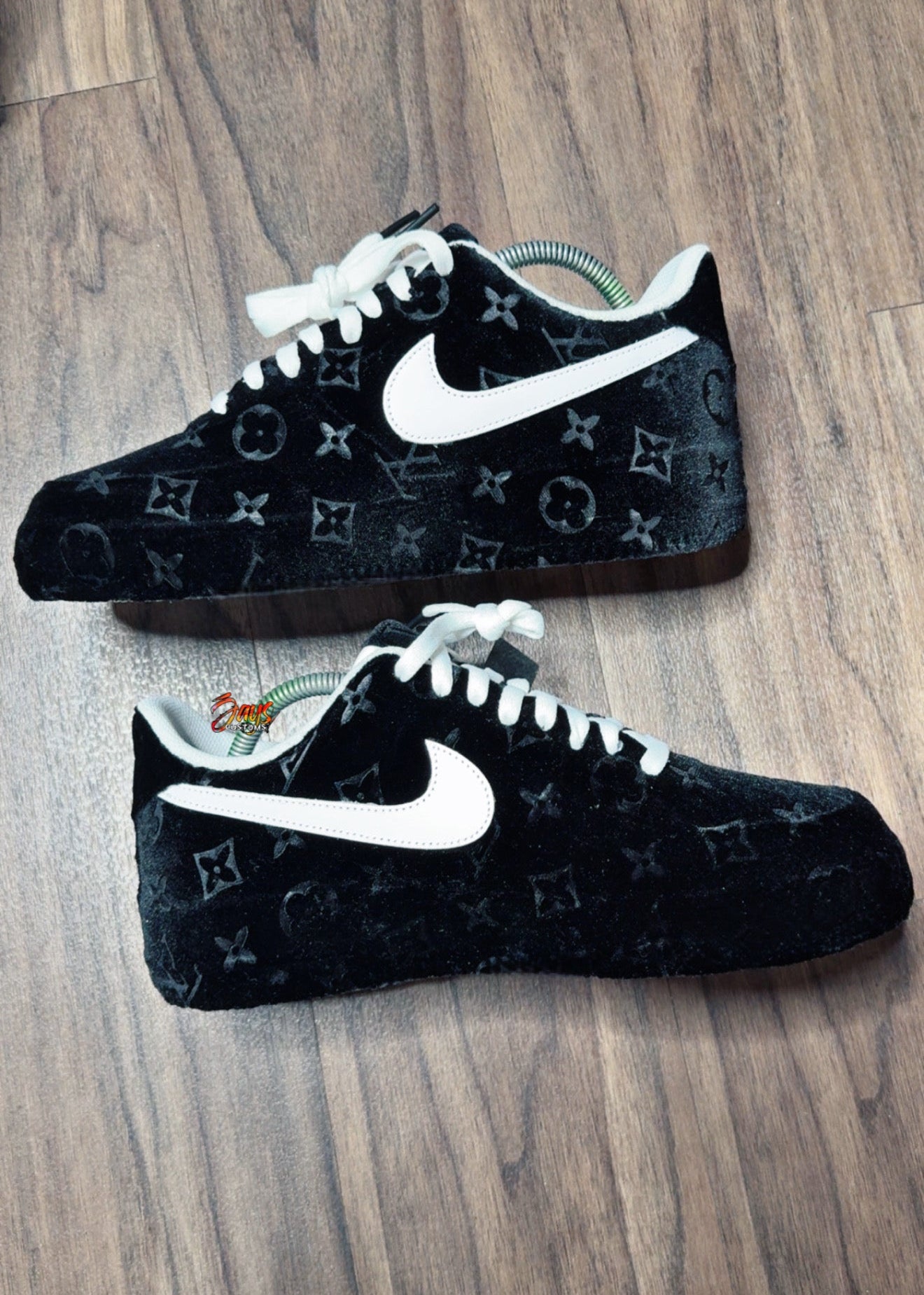 Black LV